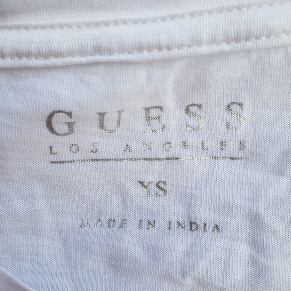 Guess distressed tee - Picture 3 of 4
